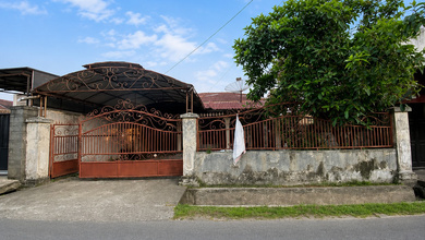 Rumah Mewah di Medan Sunggal, Medan, 6 KT, LT 393m²