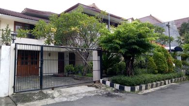 Rumah Elite di Kawasan Margorejo, Surabaya, LB 530m², Harga 14,5 Miliar