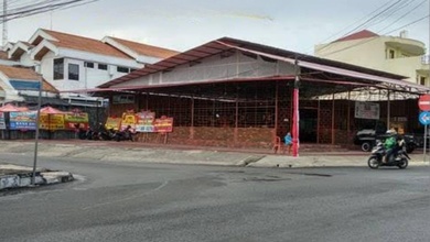 Dijual Bekas Rumah Makan di Manado Strategis Samping Jalan Raya