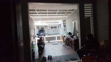 Rumah Dijual di Surabaya Kota, Surabaya, LB 105m², Harga Kompetitif!