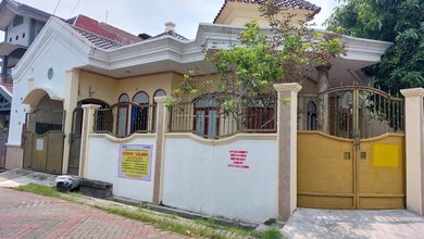 Rumah Siap Huni di Kawasan Sidoarjo, Sidoarjo, LT 263m²