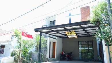 Dijual rumah Eksklusif di Jambangan, Surabaya - LT 200m²