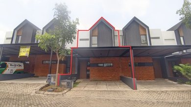 Hunian Favorit di Lakarsantri, Surabaya, 4 KT, Harga 1,7 Miliar