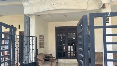 Rumah Dijual di Kebomas, Gresik, LB 150m², Harga Terbaik!