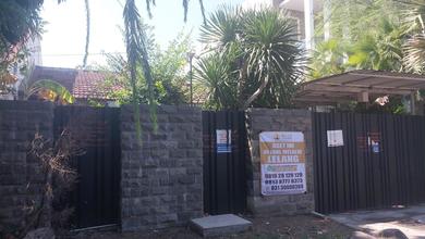 Rumah Dijual di Wiyung, Surabaya, LB 200m², Harga Terbaik!