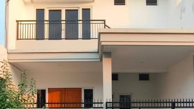Promo Rumah di Semolowaru, Surabaya, LB 200m², Harga 1,79 Miliar