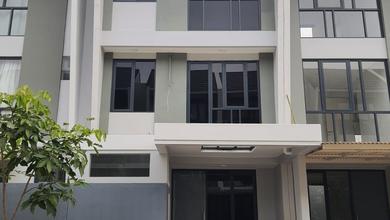 Rumah Sewa Nyaman Lokasi Surabaya Kota, Surabaya, LB 115m²