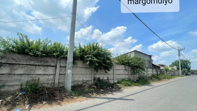 For Sale Tanah Eksklusif di Margomulyo, Surabaya, LT 9820m²
