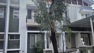 Rumah Modern LT 144 Jual area Pakuwon Indah, Surabaya