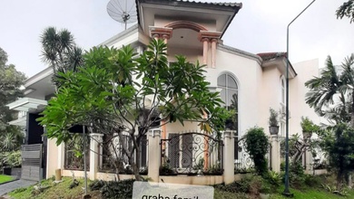 Jual Rumah Nyaman di Dukuh Pakis, Surabaya - LT 164m²