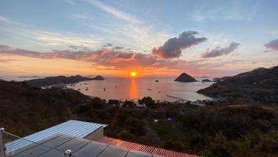 Hotel Laboan Bajo Masih Beroperasi View Laut