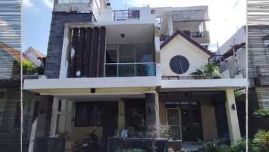 Dijual rumah Eksklusif di Citraland, Surabaya - LT 150m²