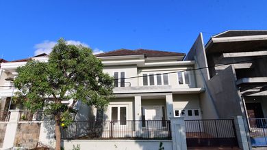 Dijual rumah Eksklusif di Mulyorejo, Surabaya - LT 300m²