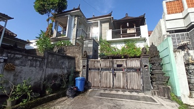 Dijual Rumah Strategis di Denpasar Utara, Denpasar - LT 220m²