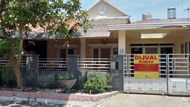 Rumah Dijual di Gedangan, Sidoarjo, LB 180m², Harga Kompetitif!