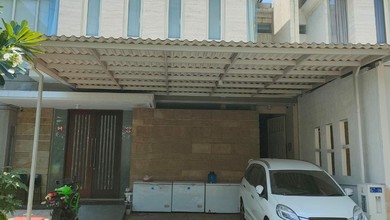 Hunian Elegan di Lidah Wetan, Surabaya, 4 KT, LT 180m²