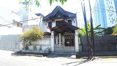 Rumah Prestisius di Kawasan Gubeng, Surabaya, LB 500m², Harga 7 Miliar